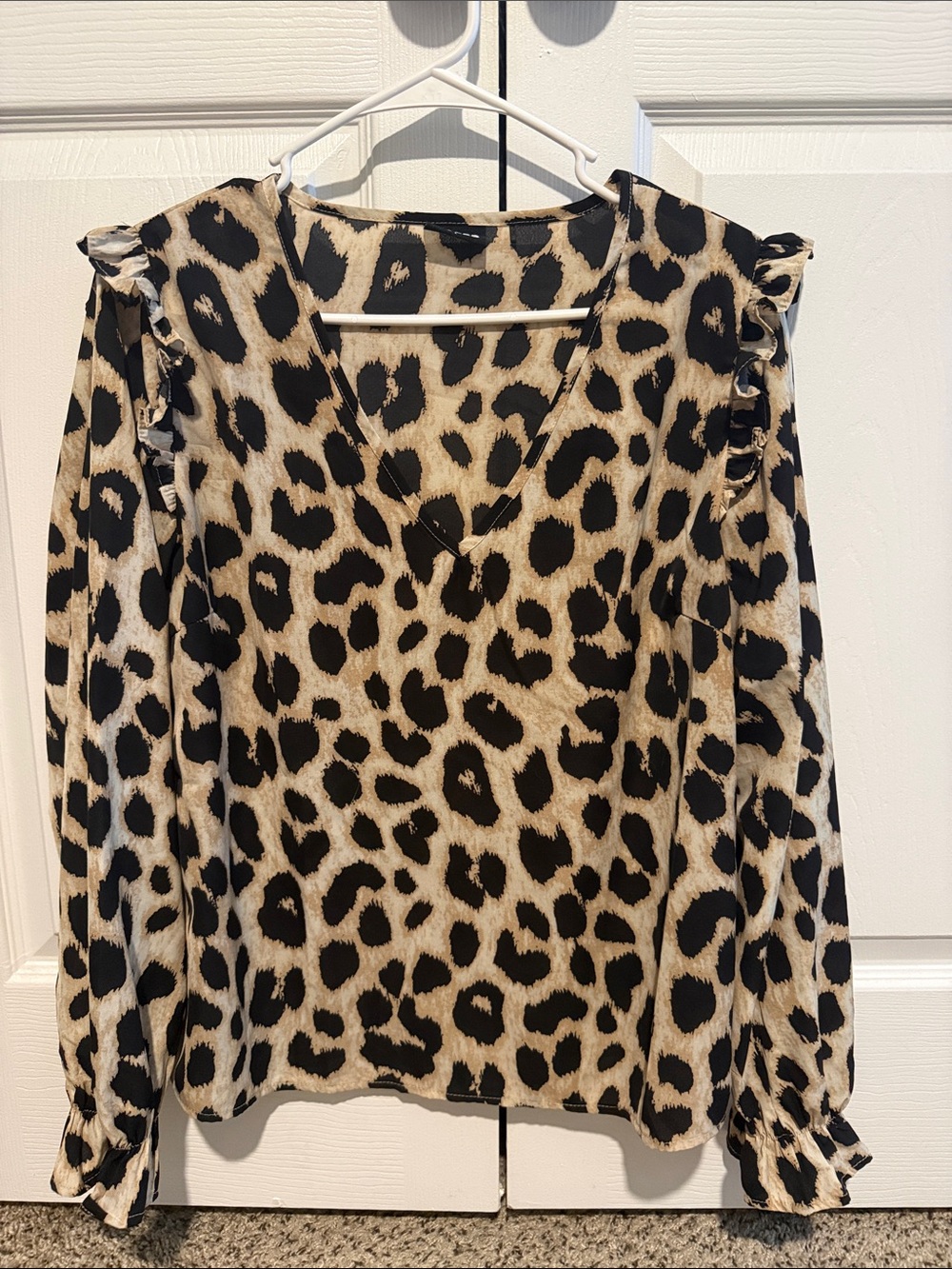 Leopard Print V-Neck Blouse - Black & Cream